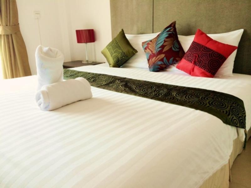 Bgw Phuket Hostel Patong Екстериор снимка