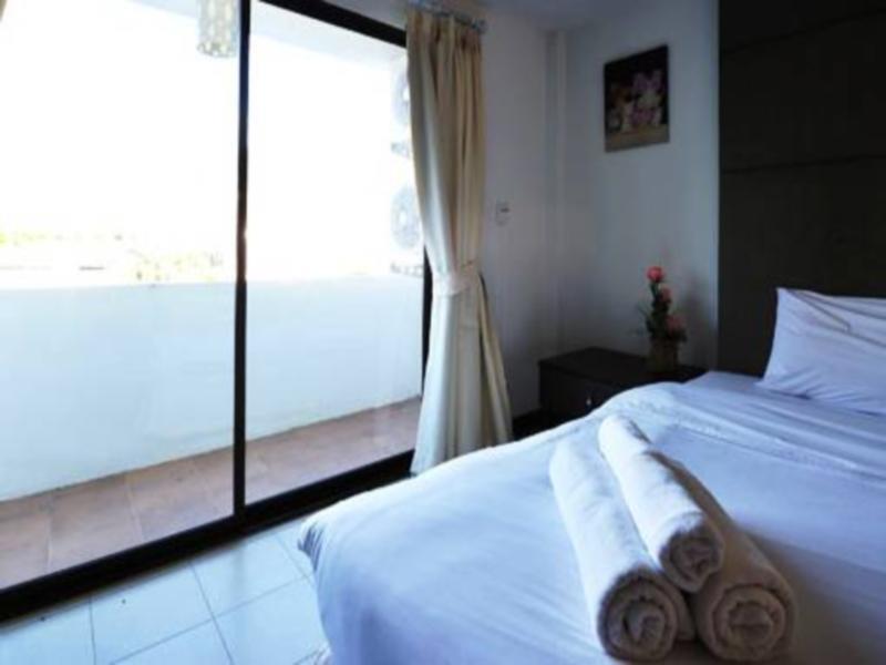 Bgw Phuket Hostel Patong Екстериор снимка