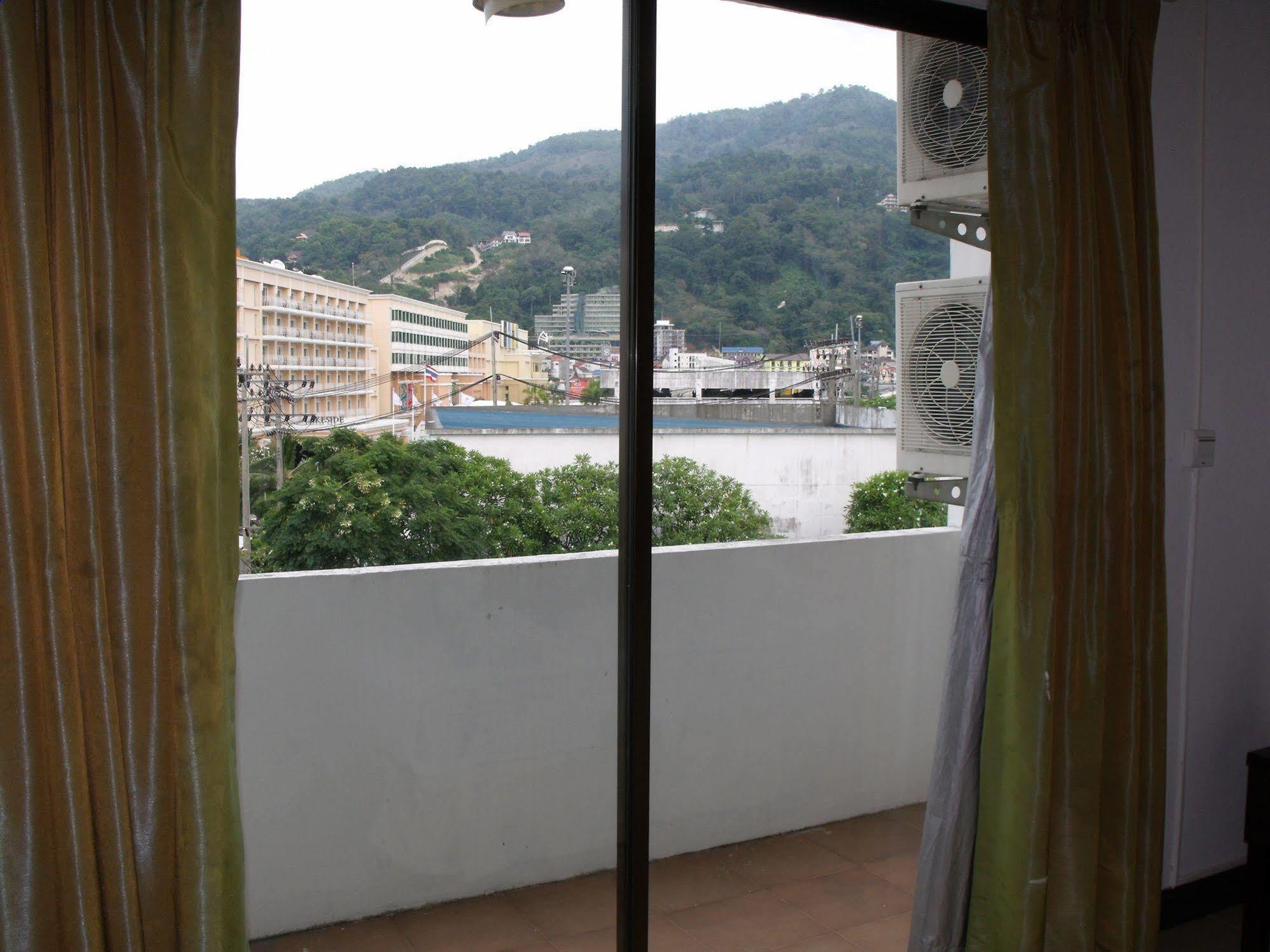 Bgw Phuket Hostel Patong Екстериор снимка