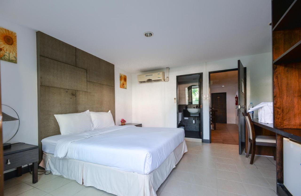 Bgw Phuket Hostel Patong Екстериор снимка